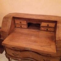 Secretaire con intarsi