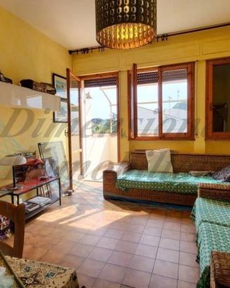 Villetta a schiera di 80 m² con 5 locali e box aut
