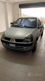 Renault Clio 1.5 dCi 82CV Reebok - tenuta perfetta