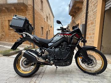 Honda transalp 750 my 2025 black