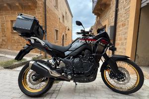 Honda transalp 750 my 2025 black