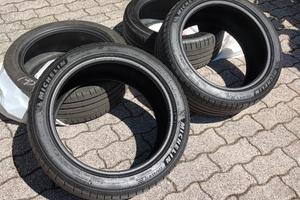 Gomme Michelin Pilot Sport 4 - 225/45 R17