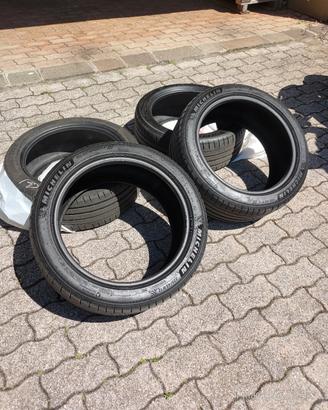 Gomme Michelin Pilot Sport 4 - 225/45 R17