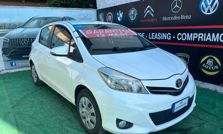 Toyota Yaris 1.0 2015 5 porte FULL OPTIONAL LEGGI