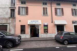 NEGOZIO A LONATO DEL GARDA