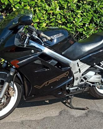 HONDA 750 VFR MOTO D'EPOCA