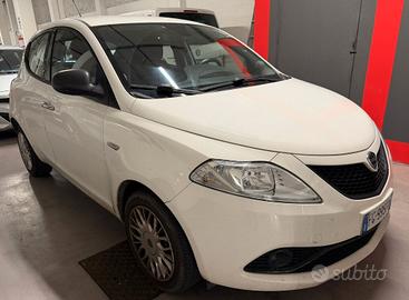 Lancia Ypsilon 1.2 69 CV 5 porte