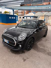 MINI Cooper D - 5 porte – Pacchetto Hype