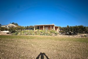 Casa +Terreno zona (Falconara)