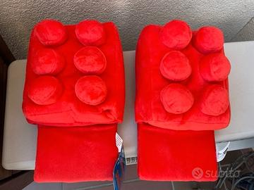 Irresistibile pantofole ispirate a mattoncino LEGO
