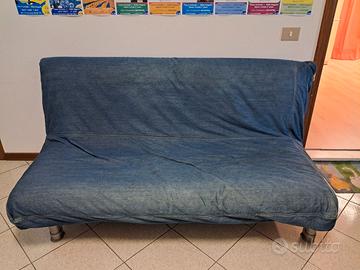Divano letto IKEA resistente 