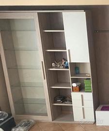 Parete Attrezzata Moderna con Vetrina e Libreria