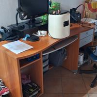 Scrivania da lavoro