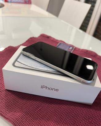 iPhone XR 64gb white