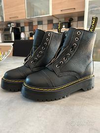 Dr. Martens sinclair