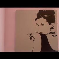 IKEA Pjatteryd – Canvas painting Audrey Hepburn –