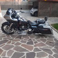 Harley-Davidson Road Glide C.V.O. - 2019