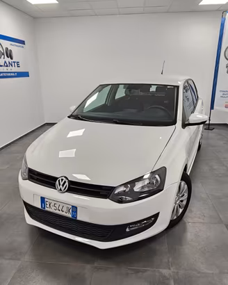 Volkswagen Polo 1.2 5 porte Trendline - NeoPatenta