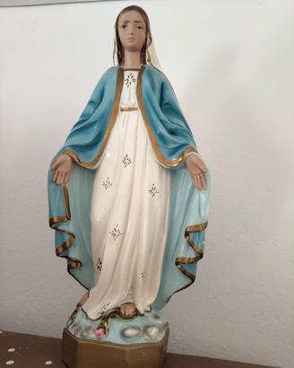 Statue sacro cuore e madonnina