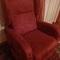 POLTRONA MOTORIZZATA NUOVA MAI USATA