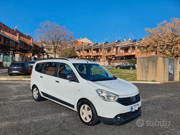 Dacia Lodgy 7 posti diesel 1.5 anno 2017