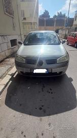 Vendiamo renault megane