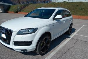 Audi Q7 Sline 3.0 240cv euro5