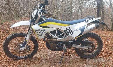 Husqvarna 701 Enduro 2019 Arrows con ribasso -2cm