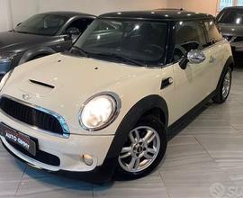 MINI Mini (R56) - 2012