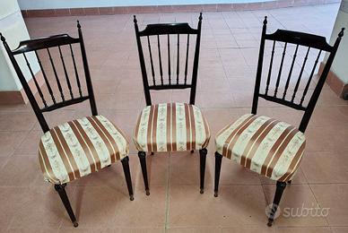Set 3 sedie legno nere anni Sessanta imbottite