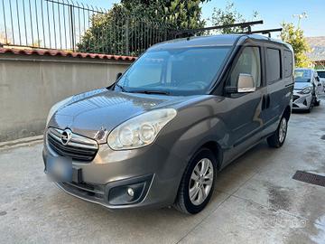 Opel Combo 1.6 CDTi 105CV - 2013