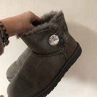 Mini Ugg grigi con dettagli Swarovski