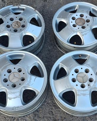 Cerchi in lega Mercedes Classe A W168 R15 - R 15