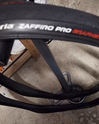 copertoni vittoria zaffiro pro 32mm