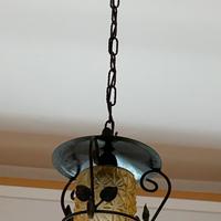 Lampadario da ingresso vintage.