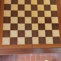 scacchiera in legno vintage 
