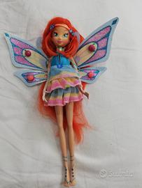 Winx Bloom enchantix con ali lipgloss 