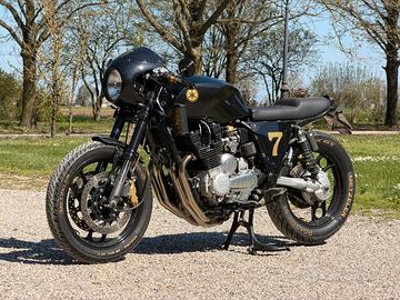 Yamaha XJ 900 Cafe Racer – Ciclistica RSV1000