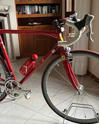 Bici da corsa Ferrari anni ‘90 Rosso Corsa corsa .