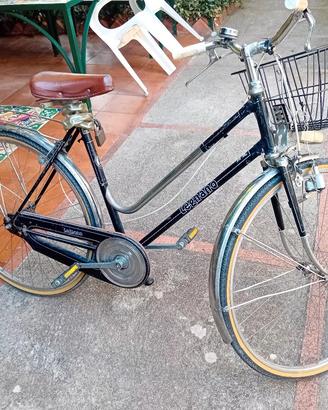 bicicletta per passeggiare Legnano anni 70 