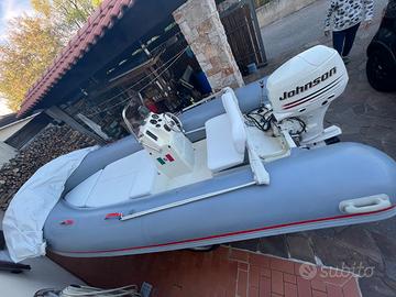 Gommone BWA California 490 Johnson 4T 40 cv