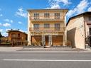ampia-villa-plurifamiliare-libera-su-quattro-lati
