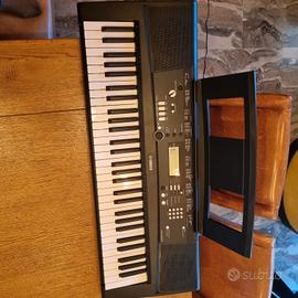TASTIERA YAMAHA E220