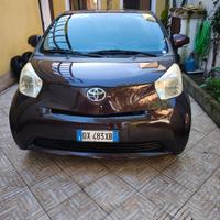Toyota iQ automatica