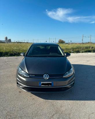 Volkswagen golf 7.5 TGI DSG executive