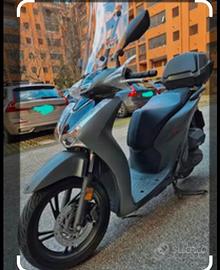 Honda sh 125 sport
