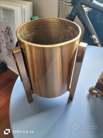porta vaso colore ottone