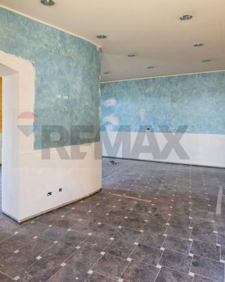 Locale Commerciale - Aci Catena