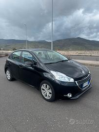Peugeot 208 1.2 VTi 82 CV 5 porte Allure