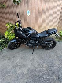 YAMAHA MT 07 YAMT